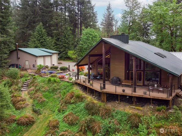 352 Dog Creek Road, Cougar, WA 98616