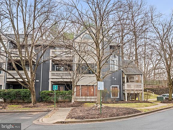 2nd image of 88 Windbrooke Cir #88