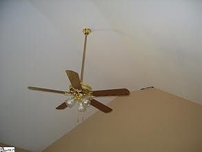 5th image of 312 Laurel Trace Cir