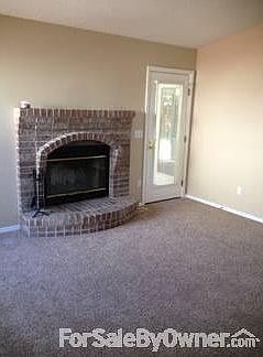 A jewel with great landscaping
						:
						This house is like new on 1/3rd of a beautifully landscaped acre!