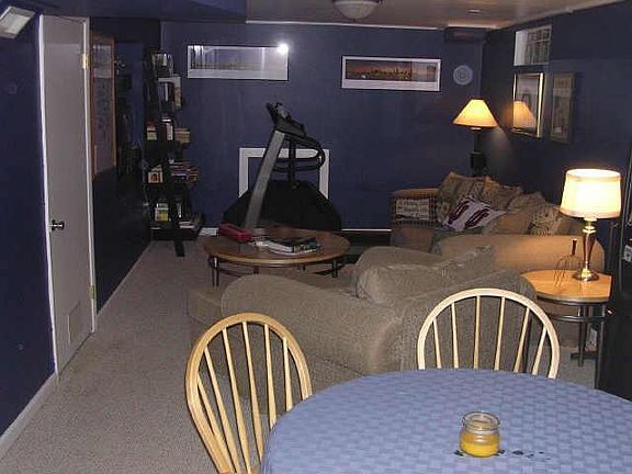 4th image of 5637 N Haverford Ave