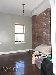 Rented by Rennit Inc.