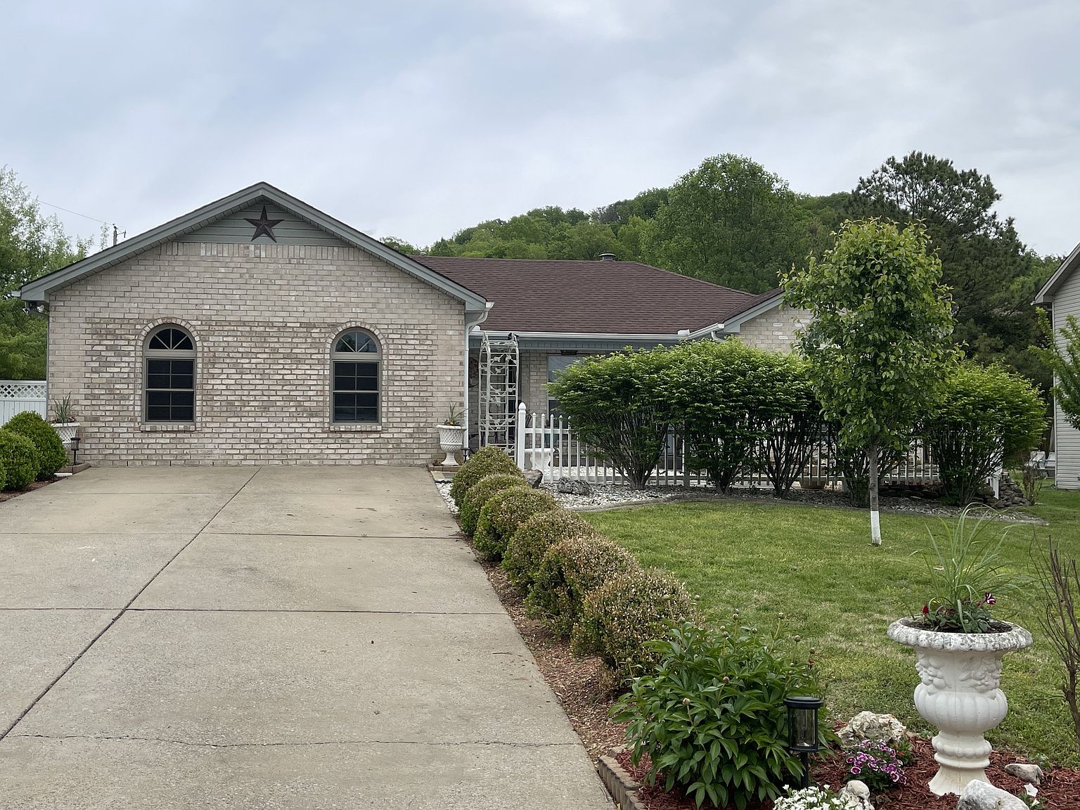 2181 Spring Hill Cir, Spring Hill, TN 37174 Zillow