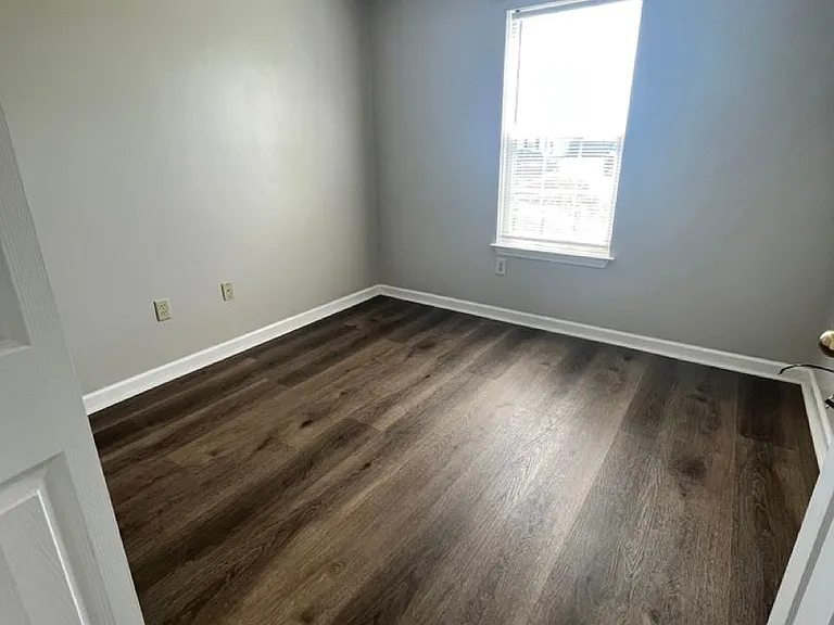 111 Grindstaff Dr — Photo 12
