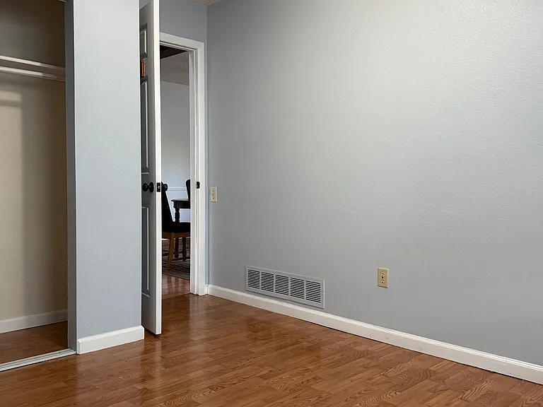 3513 W 102nd Pl — Photo 12