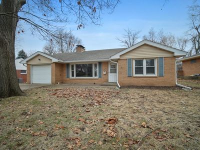 7 Walker Dr, Bloomington, IL, 61701