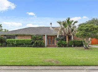 22 Edgewood Dr, Destrehan, LA 70047