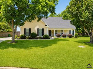 262 Grove Ln, Kathleen, GA 31047