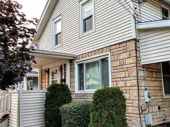 2nd image of 75 Union St