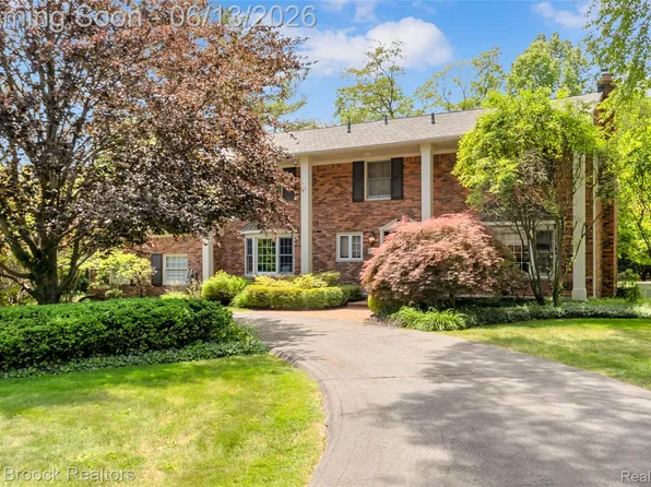 2620 Wendover Rd, Bloomfield Hills, MI 48302