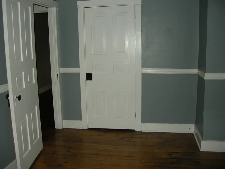 412 W Orange St — Photo 12