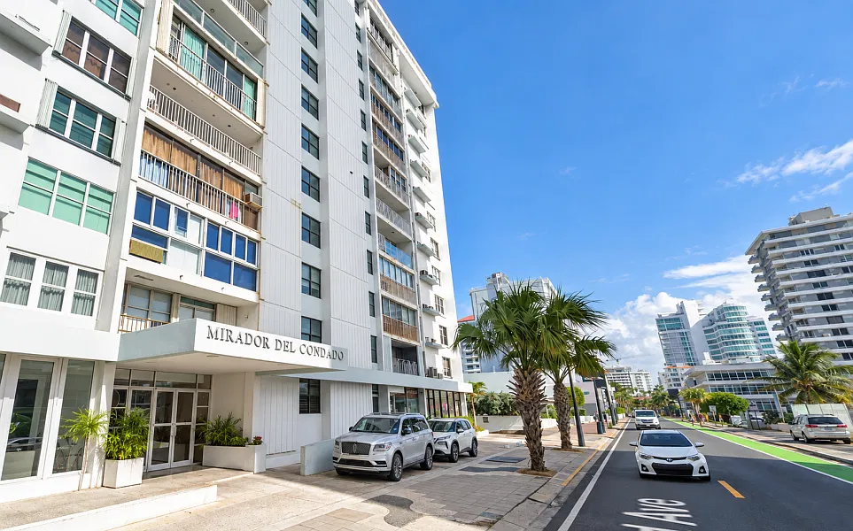 1 bed, 1.0 bath, 468 sqft, $2,350 — Photo 1