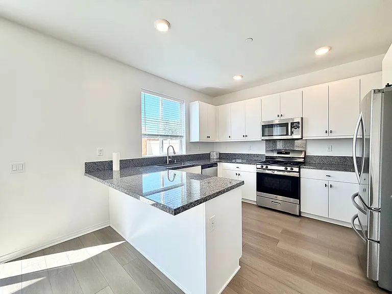 36988 Camino Springs Ave — Photo 12