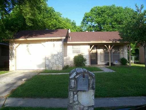 1st image of 826 GREEN PARK DR