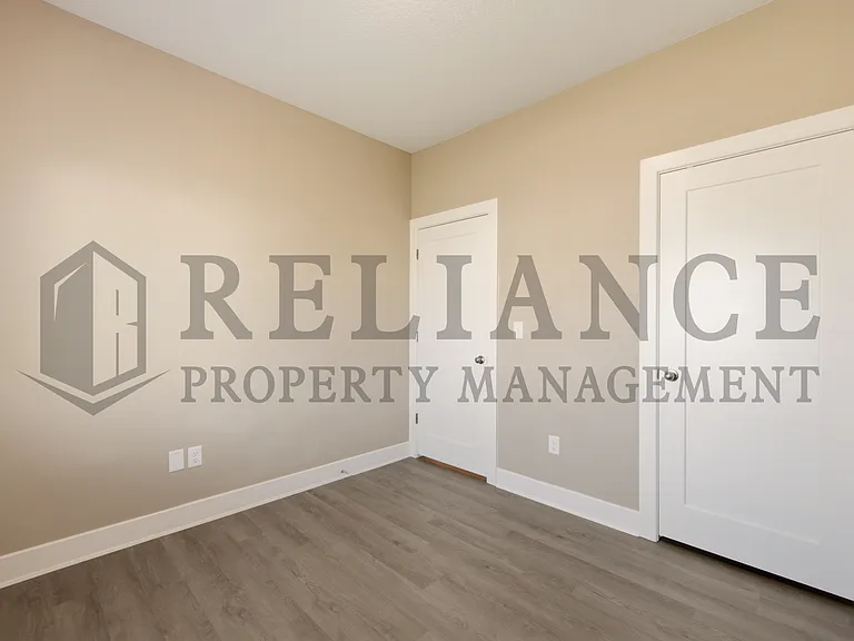 2755 S Greenleaf St — Photo 34