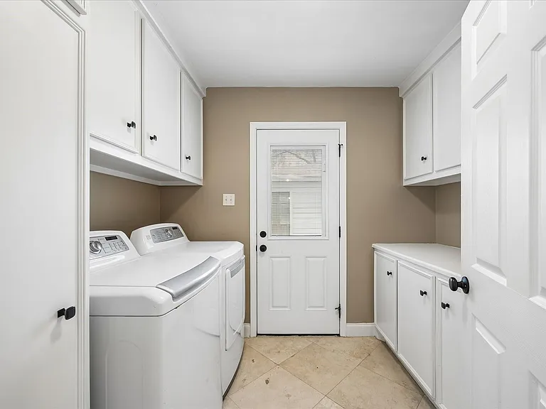 12322 Nova Ct — Photo 28