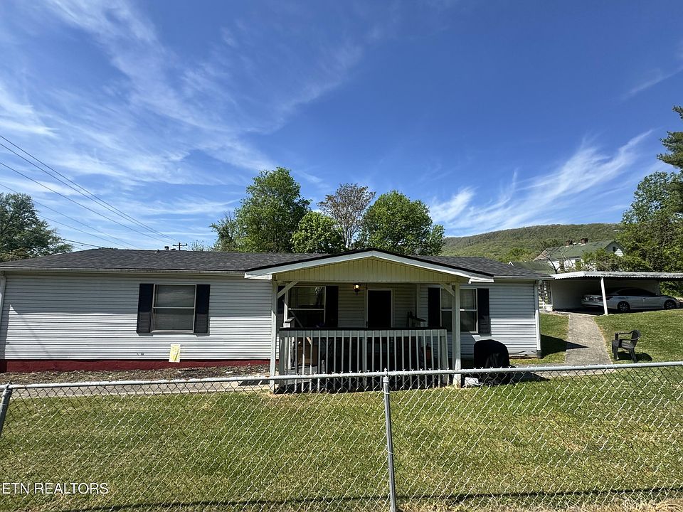 1st image of 407 N Wilder Ave