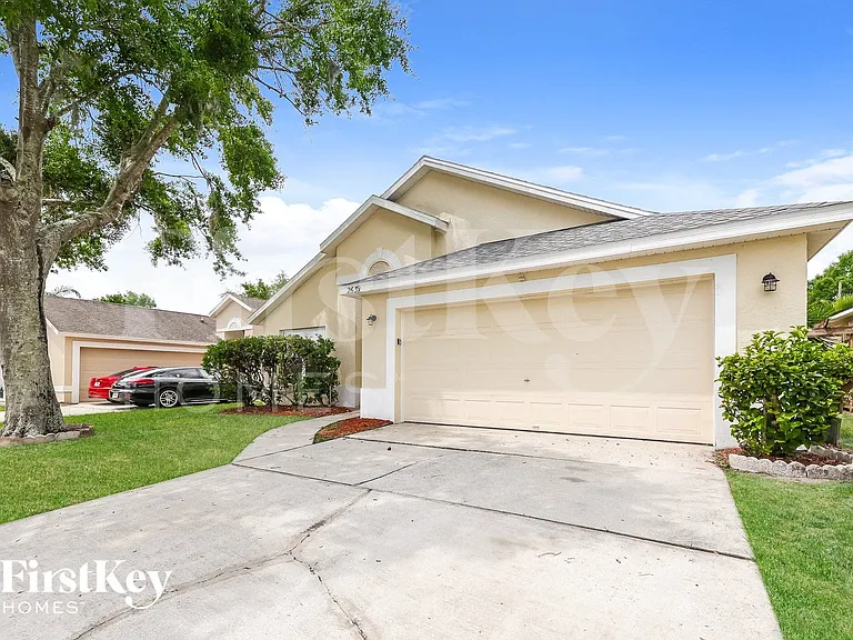 2639 Chatham Cir — Photo 2