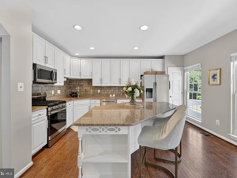 12003 Mill Rock Dr — Photo 27