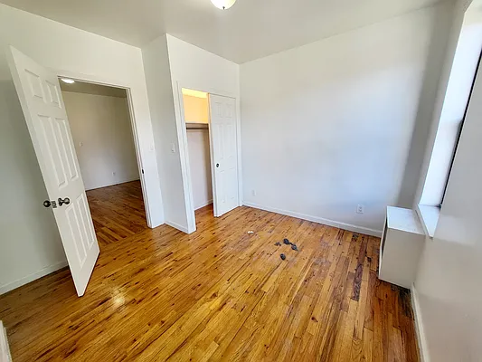 Rented by Douglas Elliman | media 14