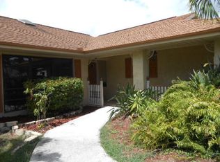 2622 SE Emmett Rd, Port Saint Lucie, FL 34952