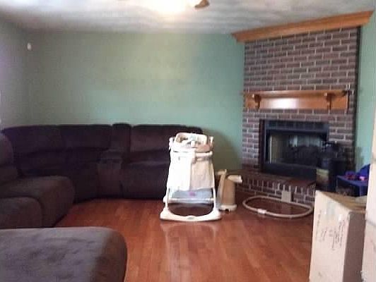 2nd image of 111 Lake Front Dr