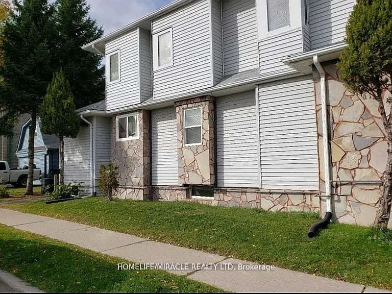 598 Front St #2 — Photo 1