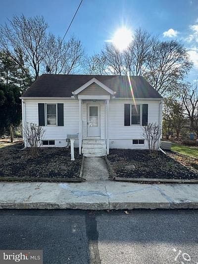 1st image of 9 Willow Ct