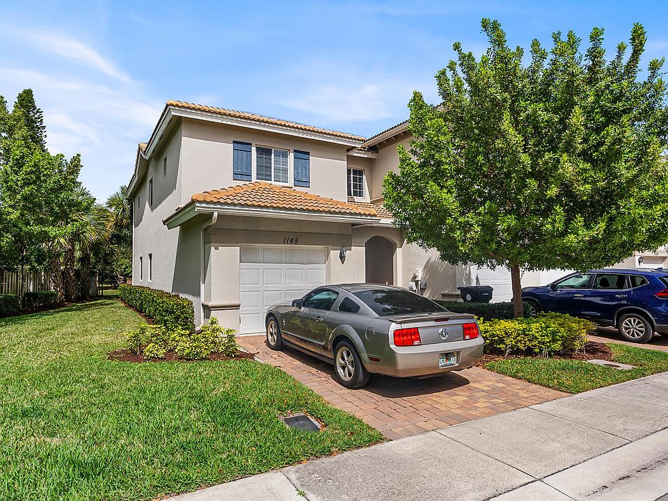 Home For Sale In WATERVILLE