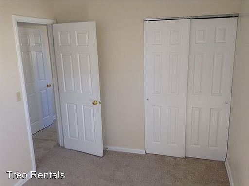 5th image of 3828 Lonsdale St