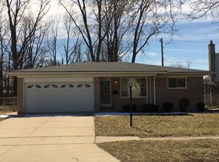 12236 El Camino Dr, Sterling Heights, MI