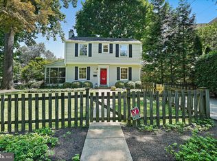 3414 Thornapple St, Chevy Chase, MD 20815