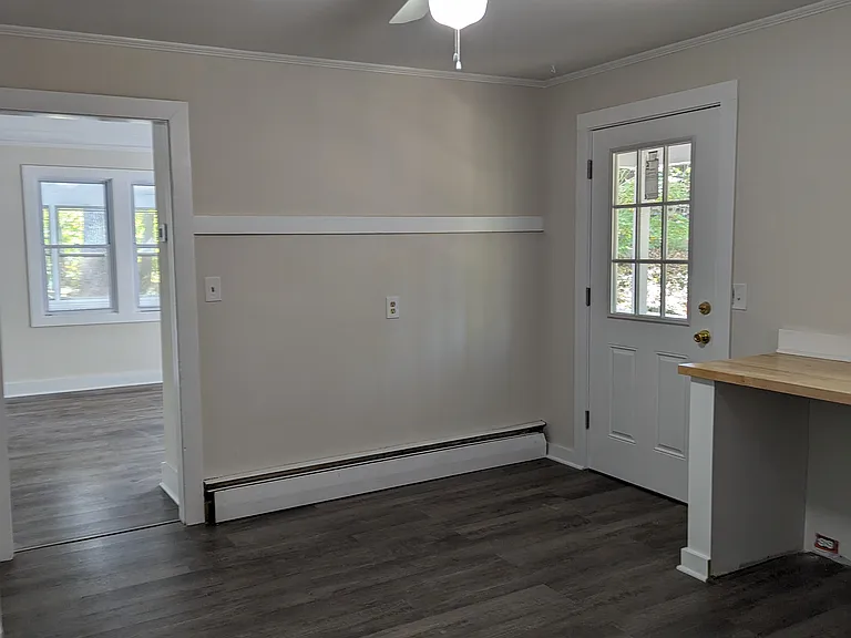 480 Maupas Rd — Photo 2