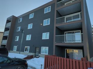 10837 117th St NW #404, Edmonton, AB T5H 3N4