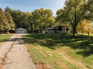 6204 Trapper Ln NW, Rochester, MN 55901