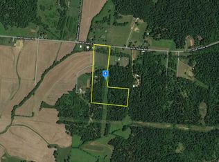 1295 Wolf Hollow Rd, Manitou, KY 42436