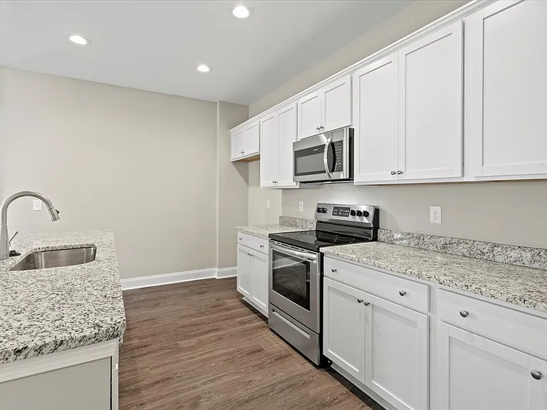1466 Summergate Dr — Photo 20