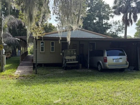 4210 E Lake Park Dr, Hernando, FL 34442