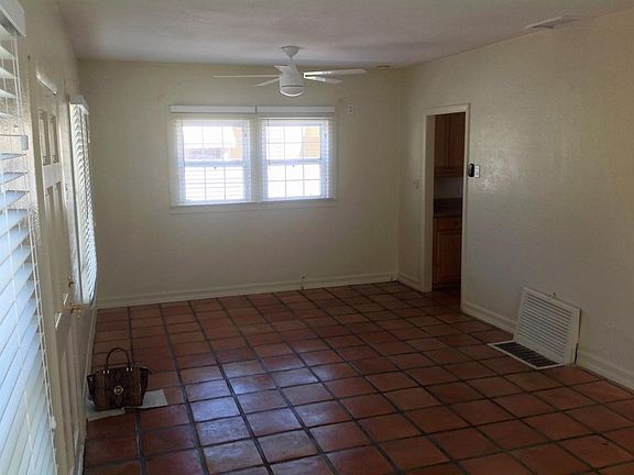 5th image of 620 Alexander St #1