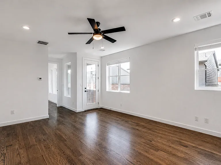 1552 Cosette Dr — Photo 12