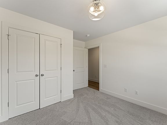4th image of 700 N Dupont Ave #229