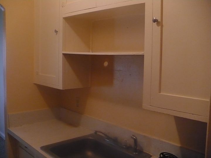 2nd image of 120 N 24th St APT 11