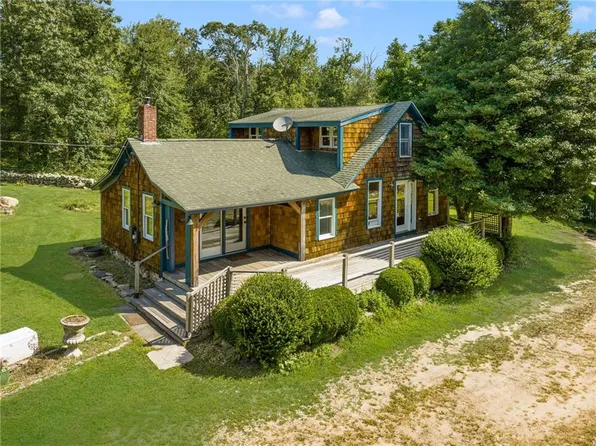 802 Hopkins Hill Rd, West Greenwich, RI 02817