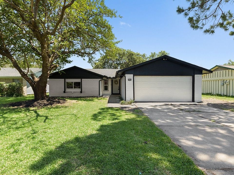 1st image of 634 Oxford Park