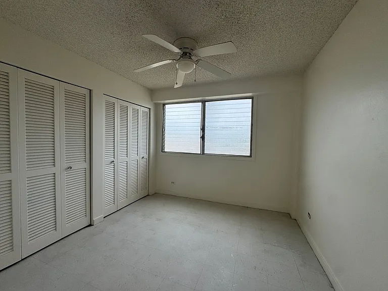 1003 Kapahulu Ave #303 — Photo 3