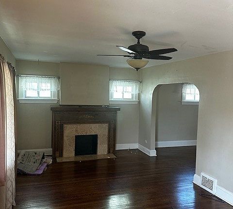 5th image of 21931 Fuller Ave