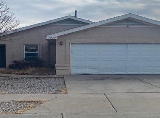 7924 Amberly Rd SW, Albuquerque, NM 87121