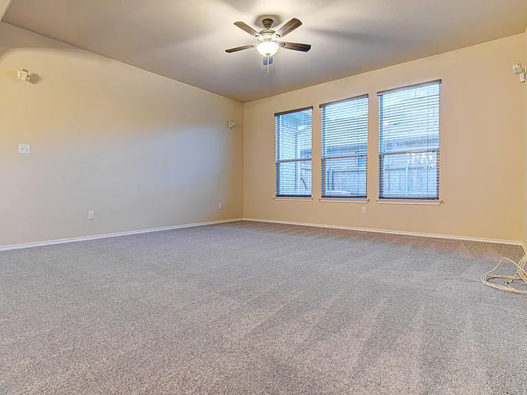 1808 McClannahan Dr — Photo 6