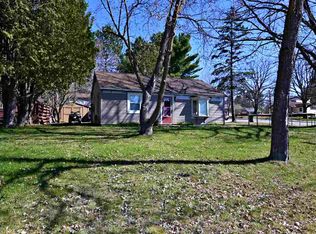 719 NE 5th St, Grand Rapids, MN 55744