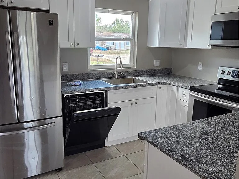 1117 Gordon Ave S — Photo 5